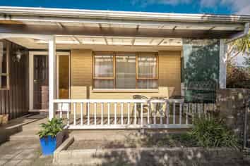 25 Ngahue Cres, Carters Beach
