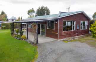 26 Pompolona Street, 