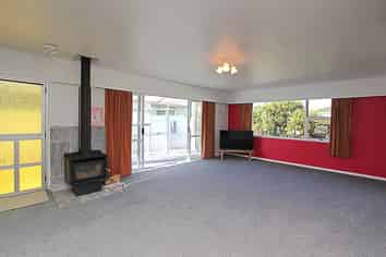 17 Roskilda Crescent, Taradale