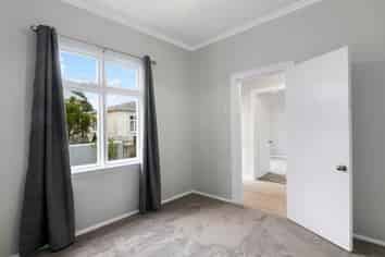 10 Bathgate Street, South Dunedin