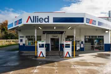 Manutuke Fuel & Store