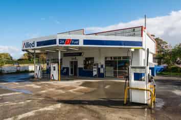 Manutuke Fuel & Store