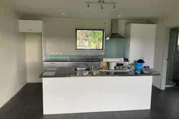 a/11 Merewhira Road, Paremoremo