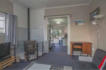 6 Buchanan Street, Parkside