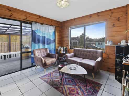 18 Jellicoe Road, Manurewa