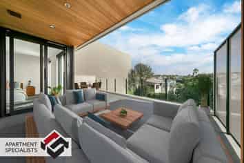 8 Central Road, Kingsland