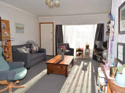 61C Robertson Street, Richmond