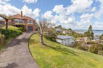 6A Aldersgate Road, Hillsborough