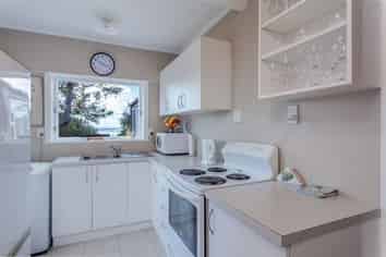 6A Aldersgate Road, Hillsborough