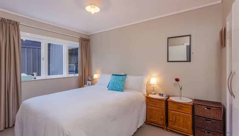 6A Aldersgate Road, Hillsborough