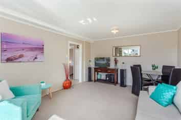 6A Aldersgate Road, Hillsborough