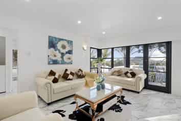 525a Mount Albert Road, Three Kings