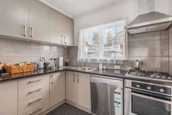 4/1122 New North Road, Mount Albert