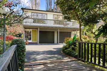 74 Pinehaven Road, Pinehaven