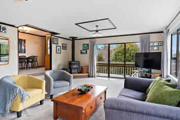 74 Pinehaven Road, Pinehaven