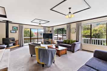 74 Pinehaven Road, Pinehaven