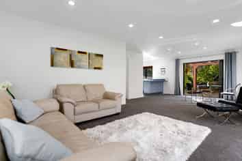 18 Owen Place, Omokoroa