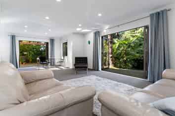 18 Owen Place, Omokoroa