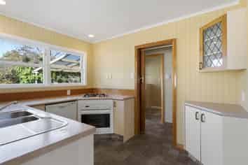 12 York Place, Awapuni