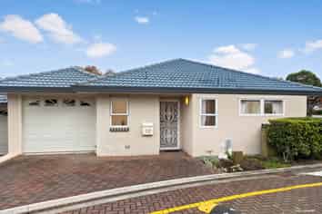 12/10 Gerard Way, Meadowbank