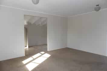 12A Kallu Crescent, Mount Roskill