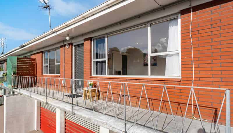 2/138 Richardson Road, Mount Albert