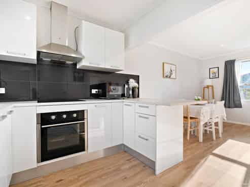 2/138 Richardson Road, Mount Albert