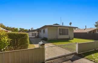 17 Peter Lippa Drive, 