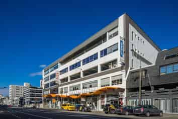 Office Space on Busy Thorndon Quay