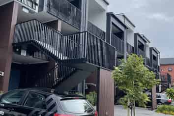 84 Rangihina Road, Hobsonville