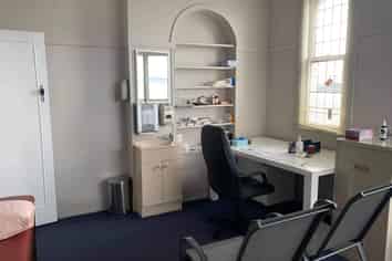 HIGH PROFILE BIRKENHEAD CONSULTANCY