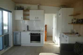 36 Mairetahi Road, South Head