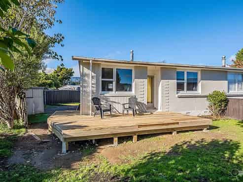 2/121 Clouston Park Road, Clouston Park