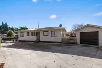 54A Aquarius Drive, Kawaha Point