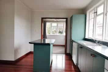 2B Springbank Lane, Te Atatu Peninsula