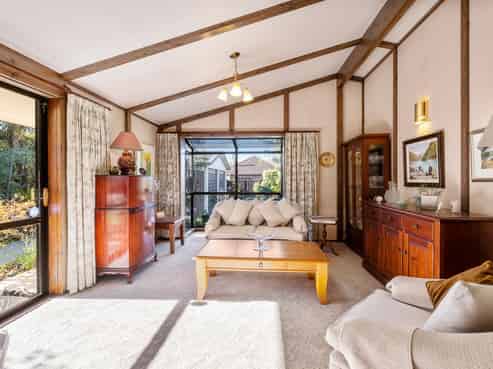 32a Brooklyn Drive, Redwoodtown