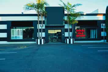 Large Retail, Quality & Location