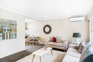 2/153 Shakespeare Road, Milford