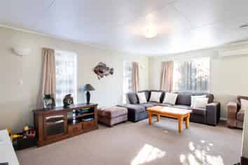 424 Kennedy Road, Pirimai