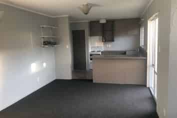 2/77 Wallace Road, Papatoetoe