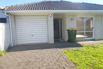 2/77 Wallace Road, Papatoetoe