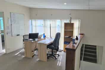 Albany Office/Showroom with Full Kitchen 100m2
