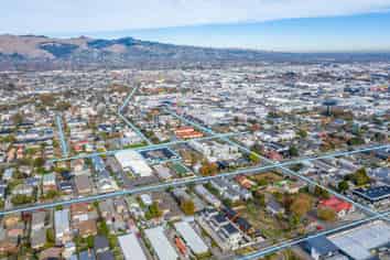 Occupy or Develop 1967m2 RMD land