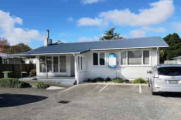 PRIME LOCATION LINCOLN RD