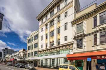 CHARACTER SPACE ON COURTENAY