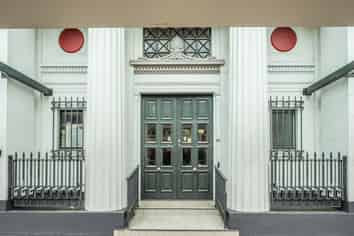 CHARACTER SPACE ON COURTENAY