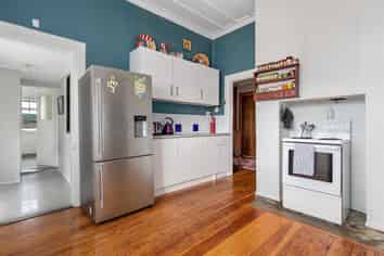 64 Cook Street, Hamilton East