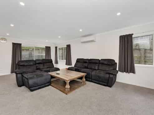 9 Teaview Court, Rototuna North