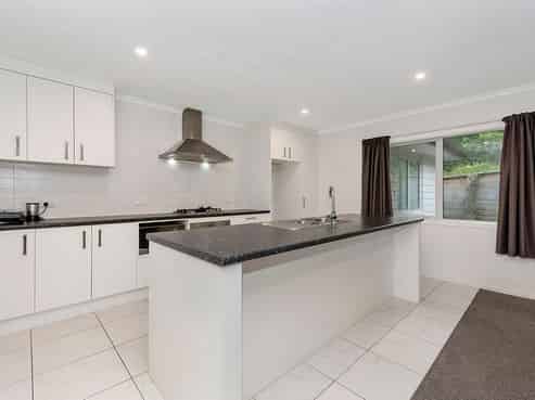 9 Teaview Court, Rototuna North