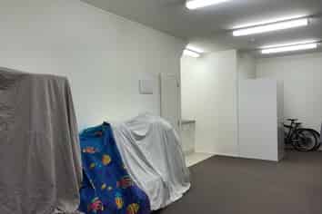 SMALL OFFICE OR RETAIL OPPORTUNITY!